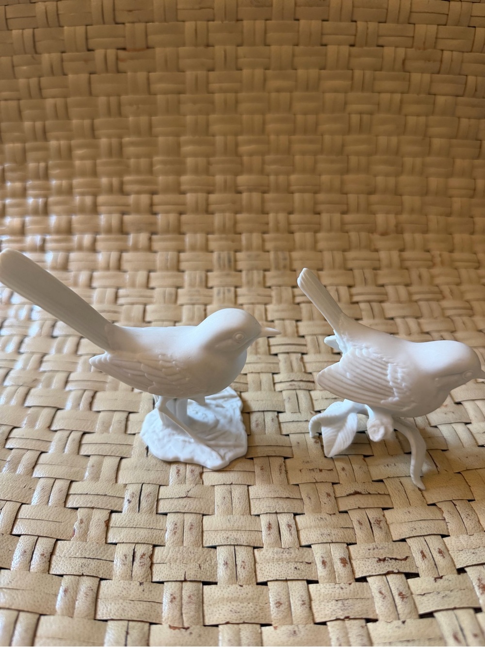Kaiser White Bisque Porcelain Bird K W. Germany Figurine (2) - Perfect